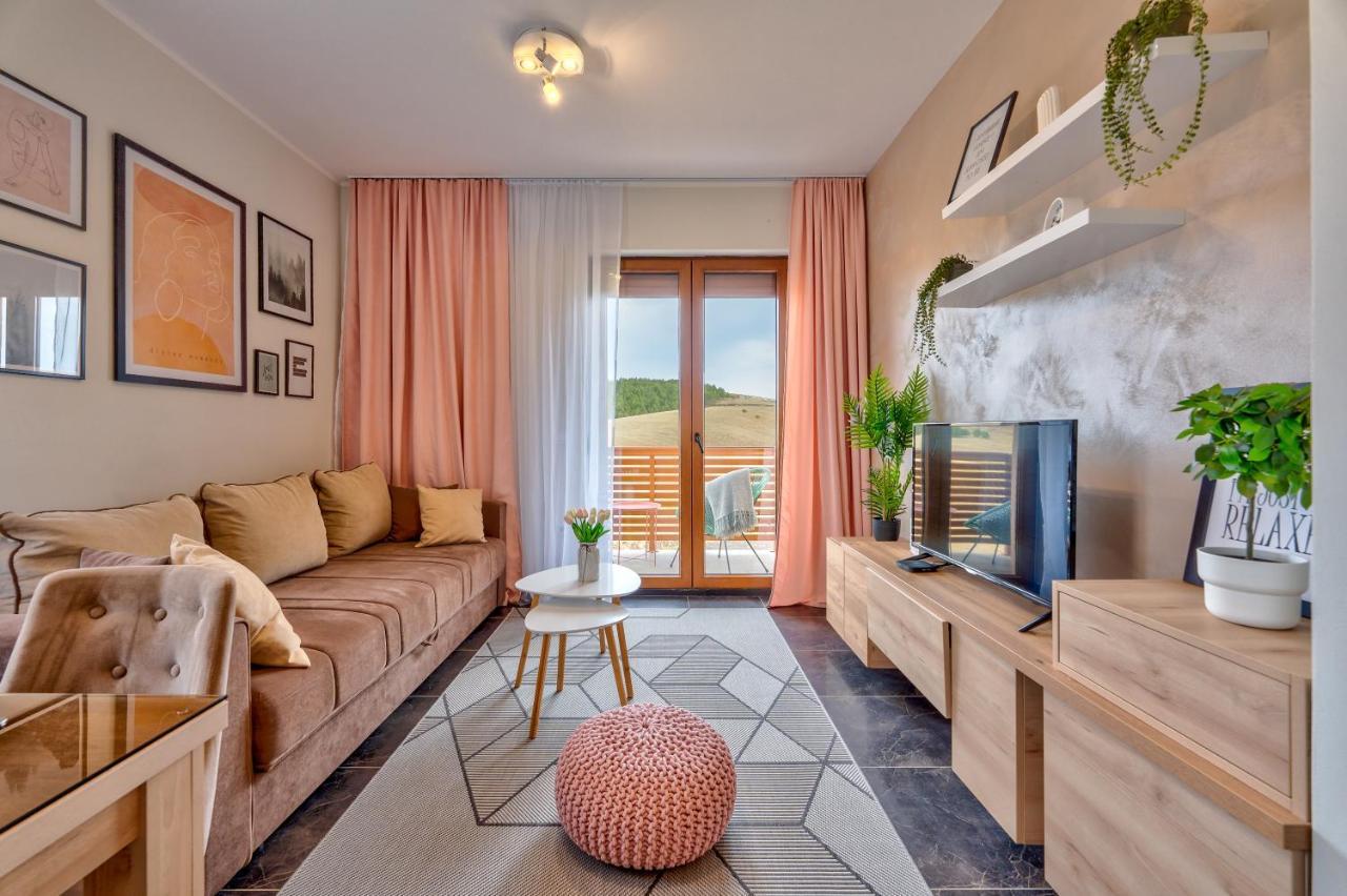 Zlatibor Hills Stars Aparthotel ภายนอก รูปภาพ