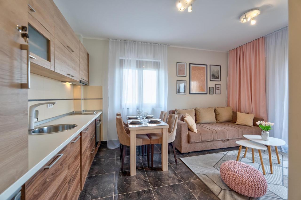 Zlatibor Hills Stars Aparthotel ภายนอก รูปภาพ